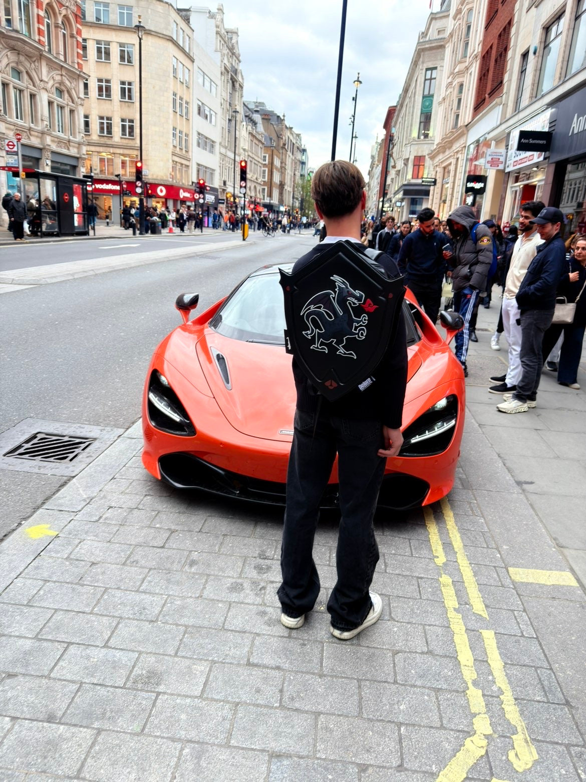 DELORE BLACK SHIELD BACKPACK